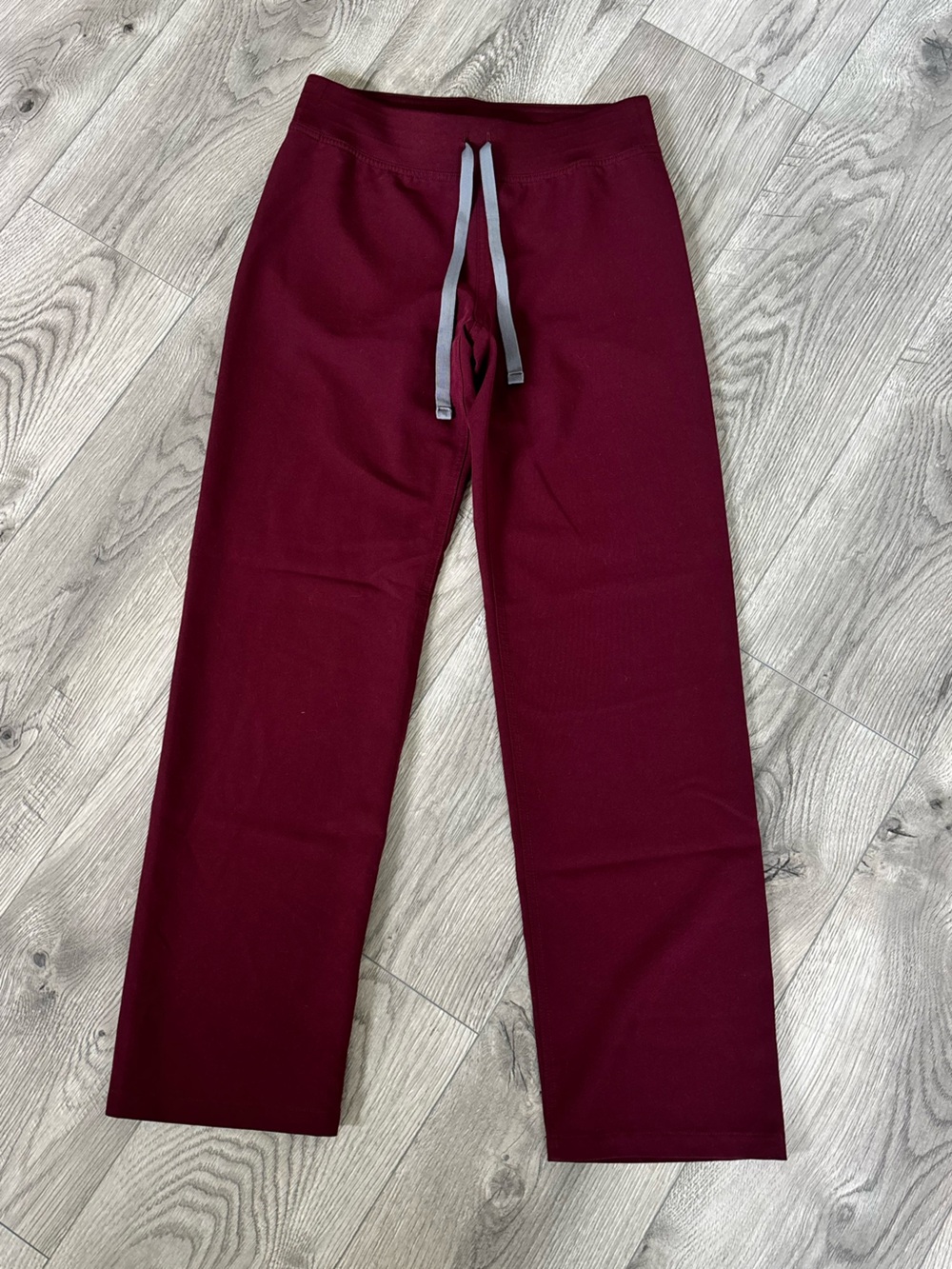 FIGS Livingston Burgundy Scrub Pants - Women’s 2XS